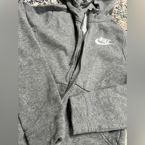 Nike Zipper Hoodie - Picture 2 of 6